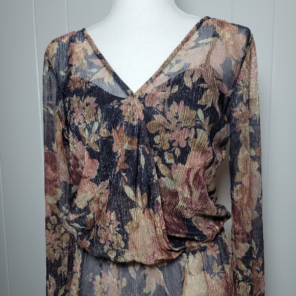 SALE NWT Brannan Metallic Floral Peplum Blouse Long Sheer Sleeve Tie Back M - Picture 4 of 13